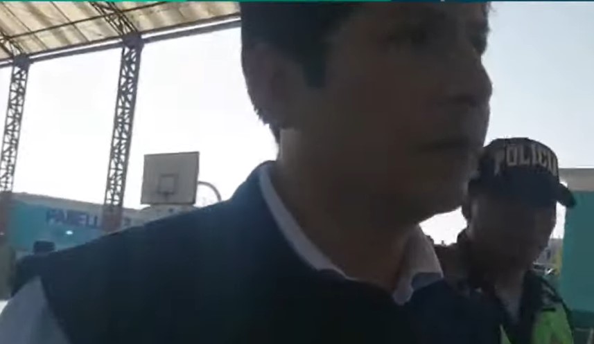 Personal de la ODPE entorpece labor periodística en Ilo