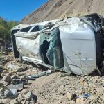 Cuatro personas resultan heridas tras violento despiste y volcadura en la carretera Tacna-Tarata