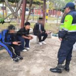 Escolares se emborrachaban con «adulto» en plaza del Cono Sur 