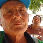 Agricultores rechazan orden de retirarse de manantial